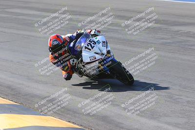 media/Dec-15-2023-Apex Assassins (Fri) [[91f19fb1c7]]/Trackday 1/Session 2 (Bowl)/